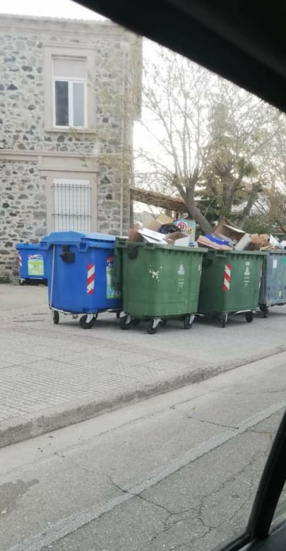 Σέλερο: Παράπονα κατοίκων για τα σκουπίδια