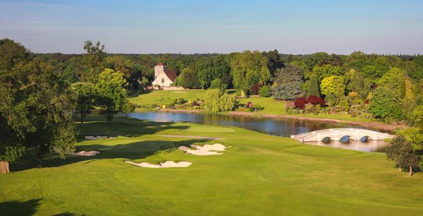 रॉयल परिवार का स्टोक पार्क अब अंबानी का रॉयल परिवार का स्टोक पार्क अब अंबानी का