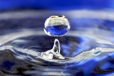 Surface-tension-is-the-reason-for-formation-of-spherical-droplet-of-liquid-water 