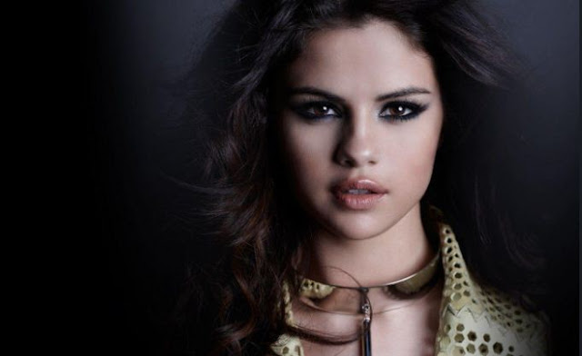 २८ व्या वर्षी सेलेना गोमेझ आहे अब्जाधीशची मालकीण...आज आहे वाढदिवस || Selena Gomez Birthday