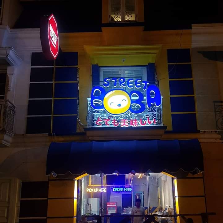 Tempat Buat Neon Box di Medan