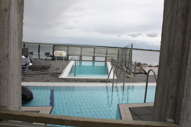Therapeutic mineral waters in Fontana's geothermal baths providing healing in Iceland.