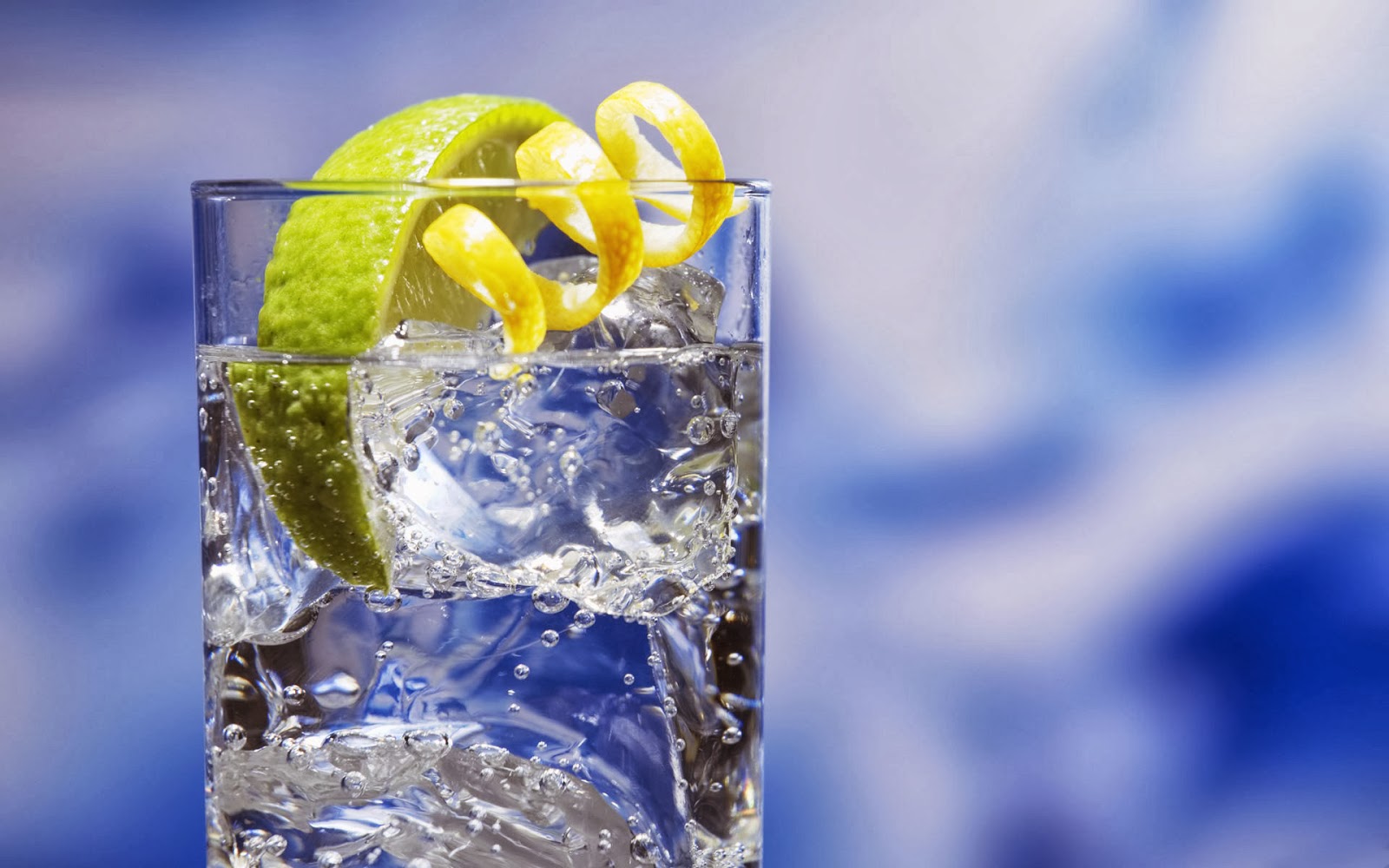 DRINKING WATER + LEMON = KIDNEY STONE CURE
