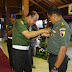 Danrem 082/CPYJ Dapat Pin Polisi Militer dari Danpuspomad
