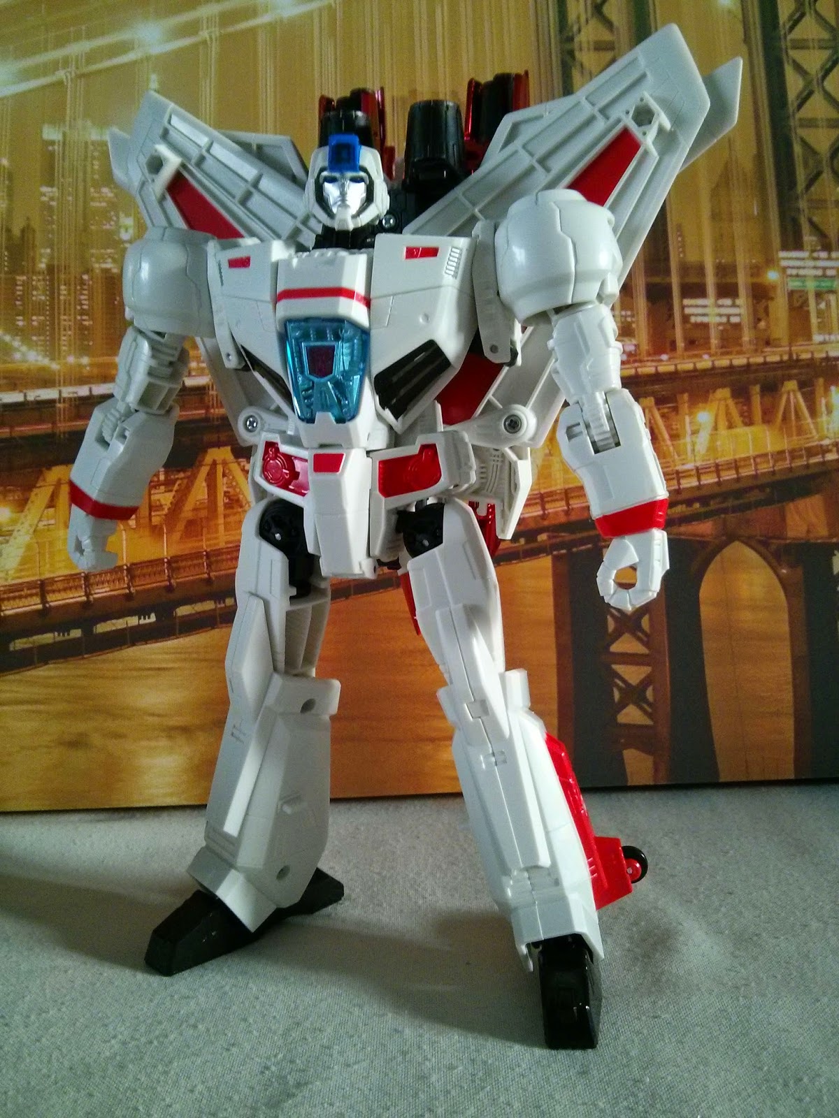 Transformers Generations leader Jetfire Review