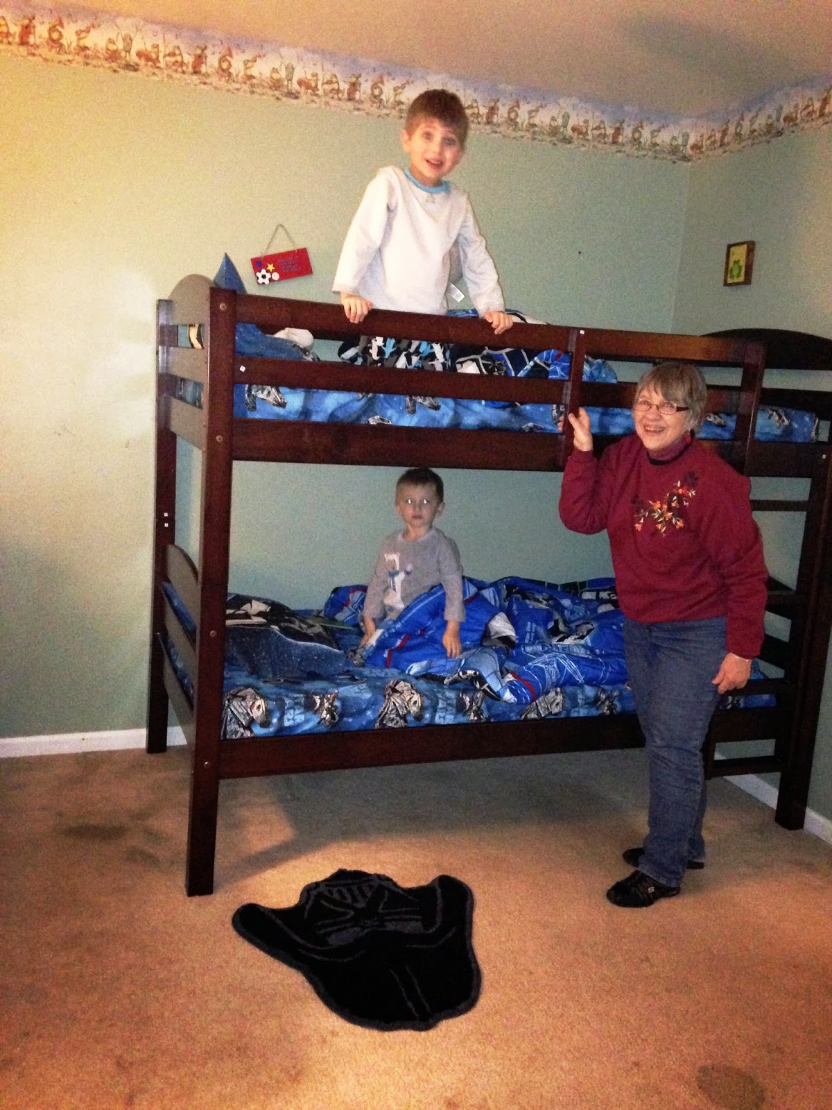 C'est La Vie Bunk Beds! Bunk Beds with Star Wars Sheets!