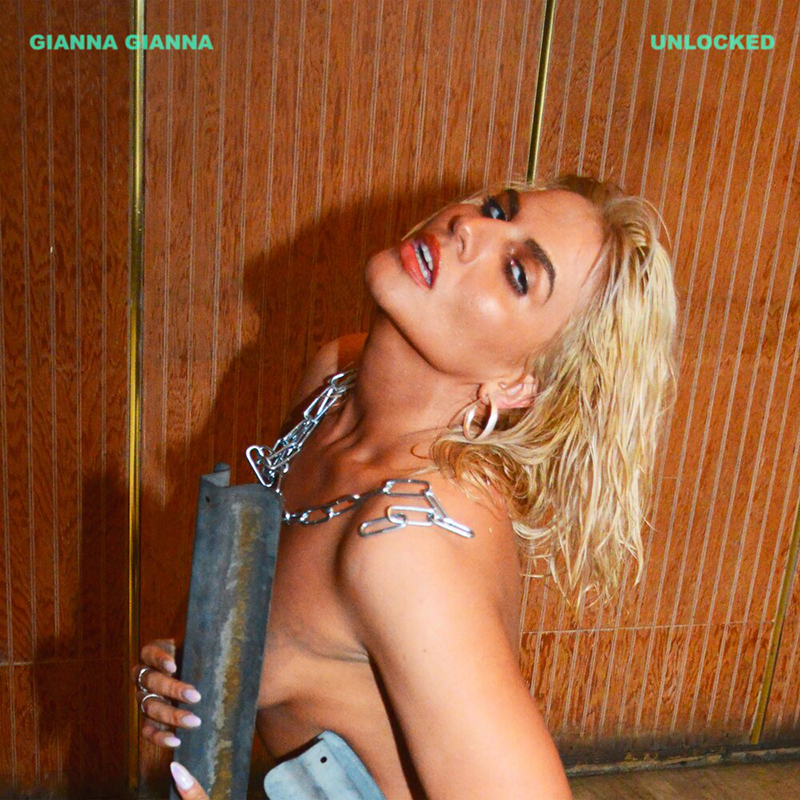 Gianna Giannas electro anti-pop pop destruction