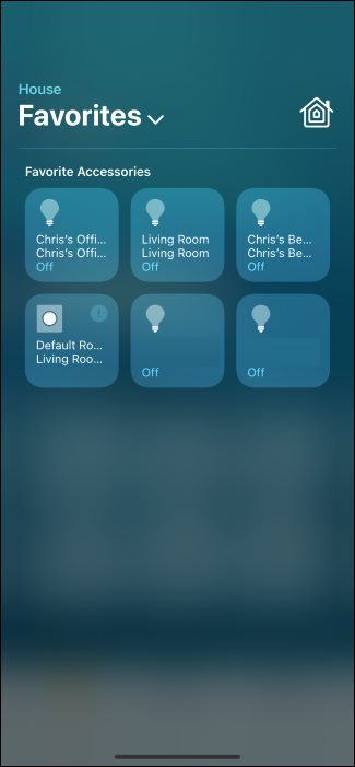 يعرض مركز التحكم في iPhone الأجهزة المنزلية الذكية المفضلة.