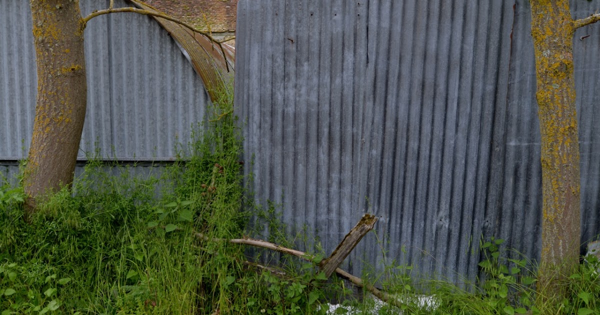 voyageoftheeye Extreme fencing, France.