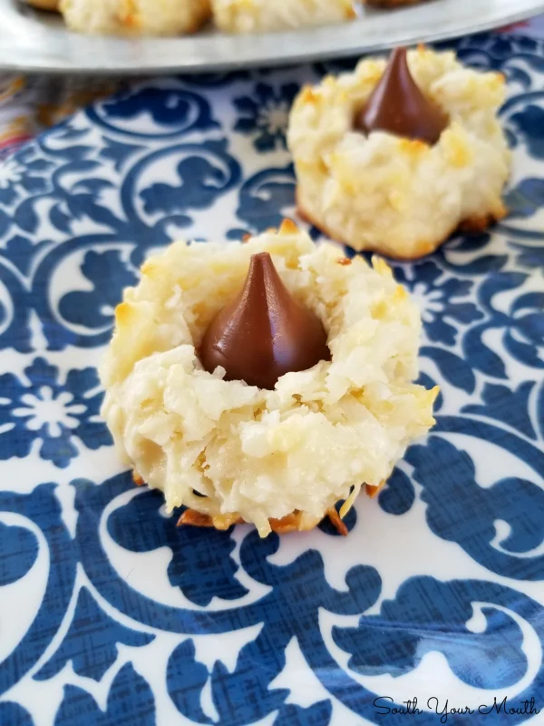 Coconut Macaroon Kisses