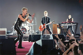 Fotografía de Lala Lugo con Roxette en concierto