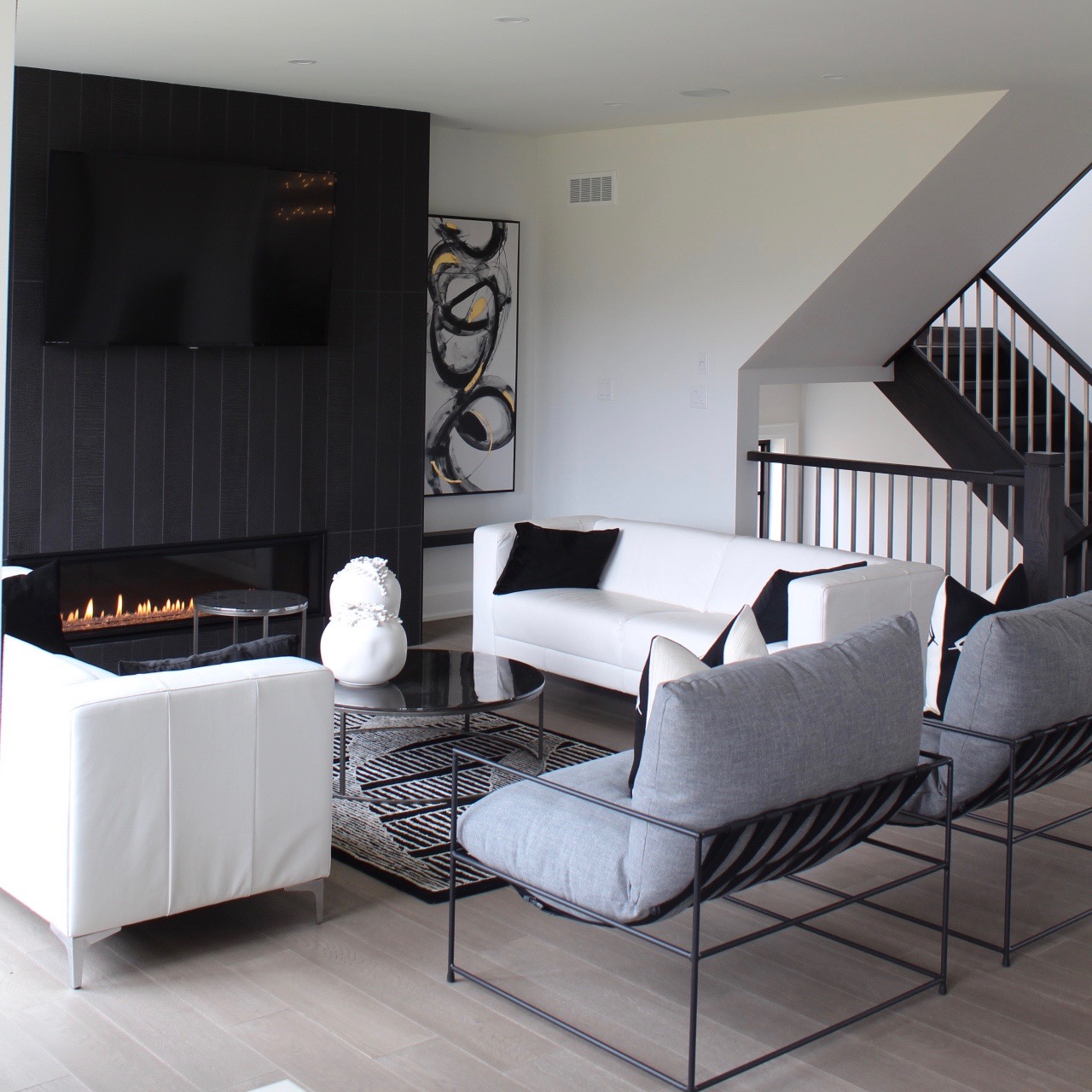 Striking Black and White Interior Design Inspiration Harlow & Thistle