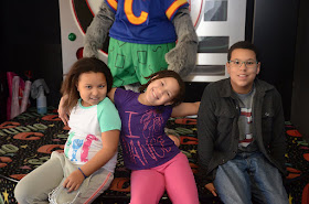Siblings and friends #ChuckECheeseParty
