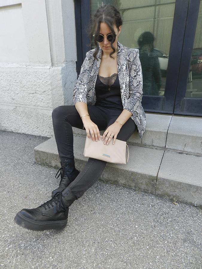 bottines noires style doc martens