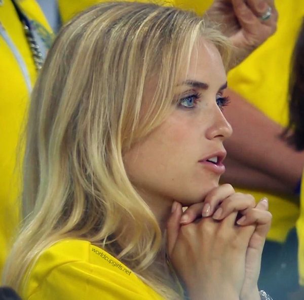 Hot+Swedish+fans+in+worldcup.jpg