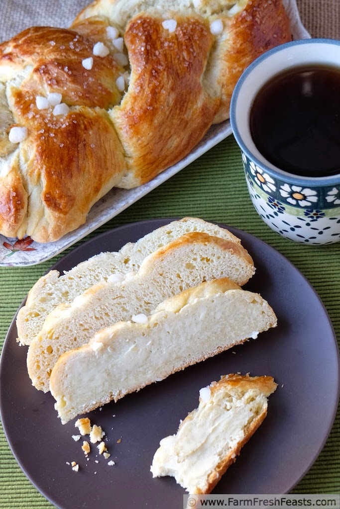 http://www.farmfreshfeasts.com/2014/12/finnish-pulla-cardamom-coffee-braid.html