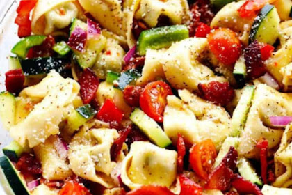 ZESTY TORTELLINI BACON VEGETABLE SALAD