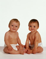 Foto Bayi Kembar
