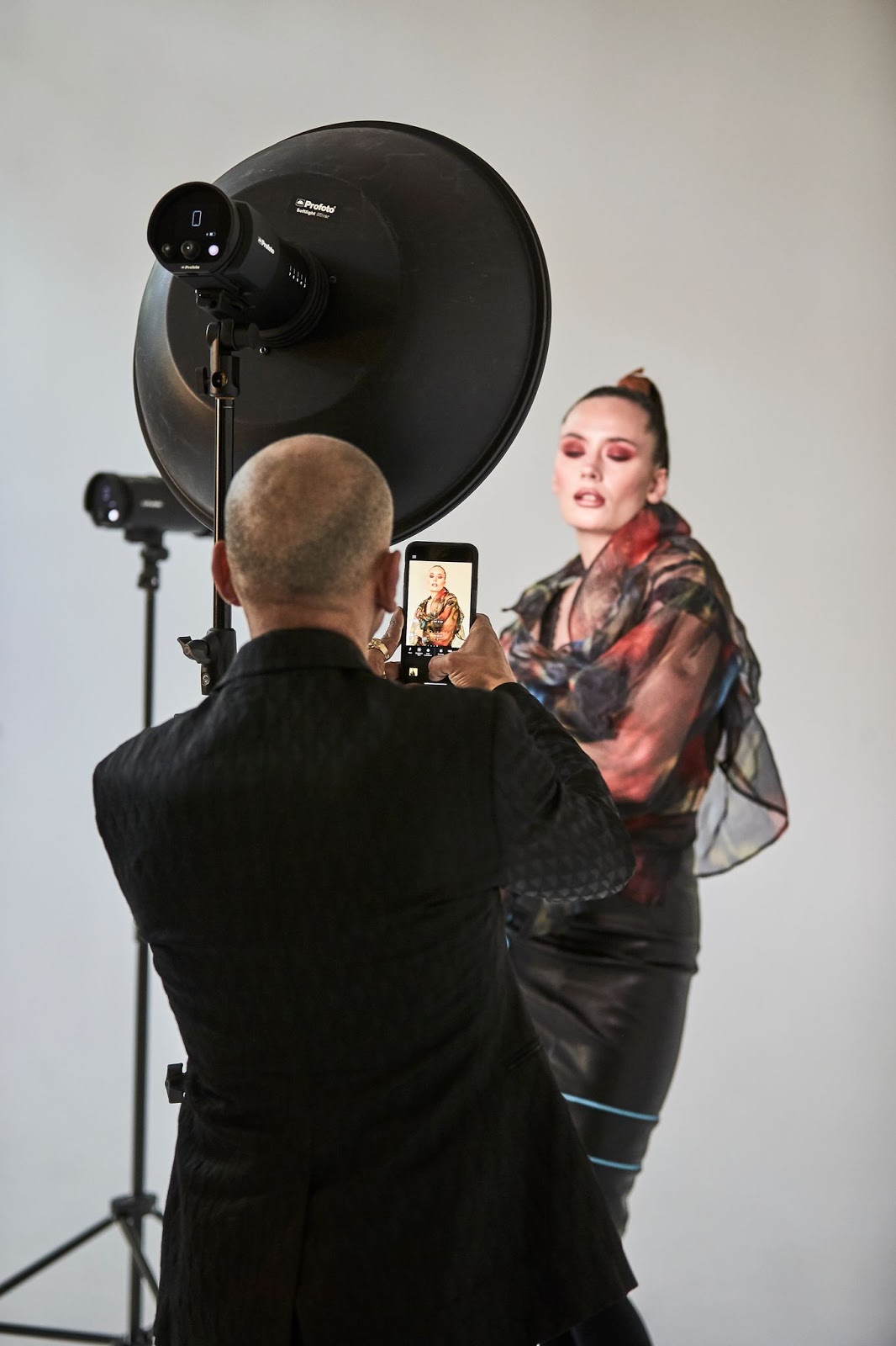 Profoto brings full power of professional flash to iPhone with Andrea