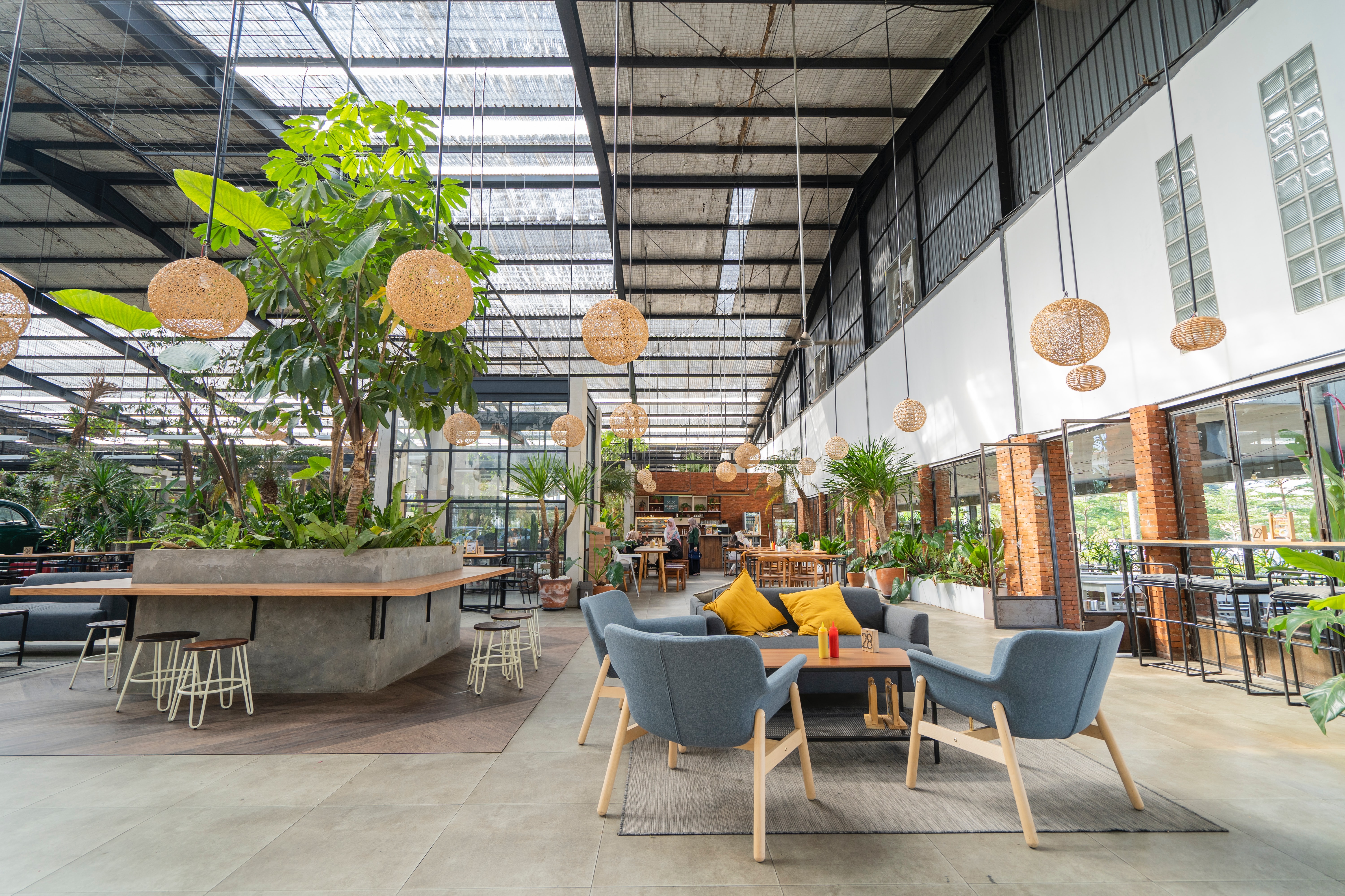 50 WEEKS OF MARKETING BYB Marketing The Customer Experience The 50 WEEKS OF MARKETING BYB Marketing The Customer Experience The