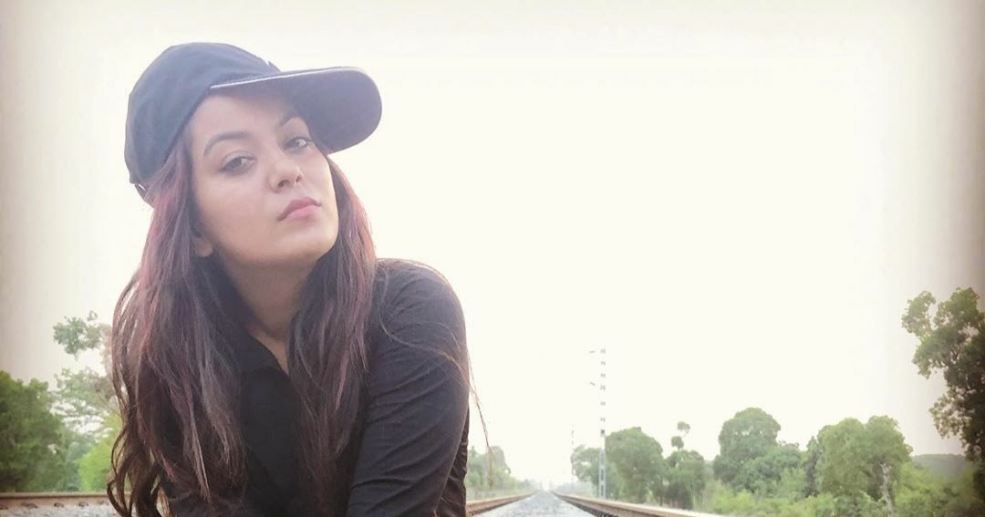Nidhi Jha Actress Wiki Biography Age Boyfriend Height
