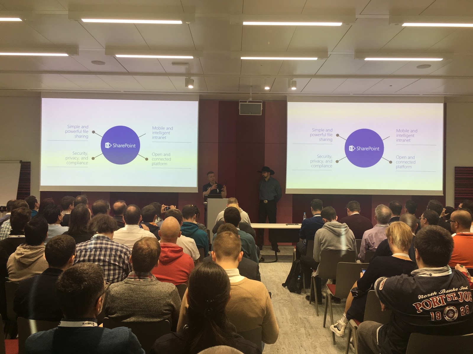 Literaturtreff Am Freitag Mit Fraport Kolleginnen In Der Frabar