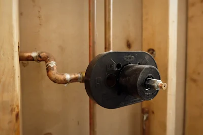 plumber plumb shower handle wall faucet valve