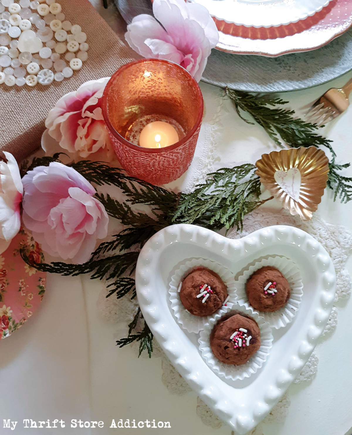 romantic Valentine tablescape