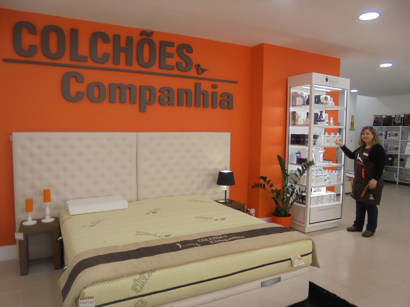 DELFINA A MULHER DOS 7 OFÍCIOS COLCHÕES & COMPANHIA A NOVA LOJA DA