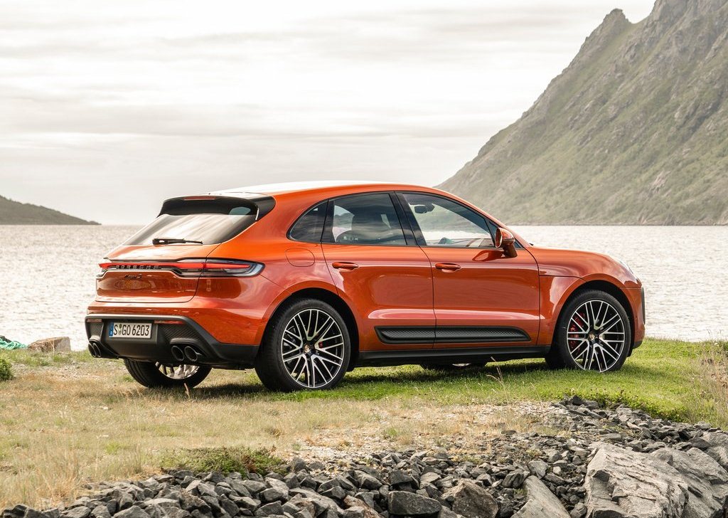 2022 Porsche Macan S