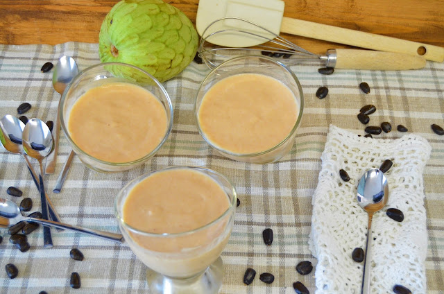 Como Hacer Mousse De Chirimoya
