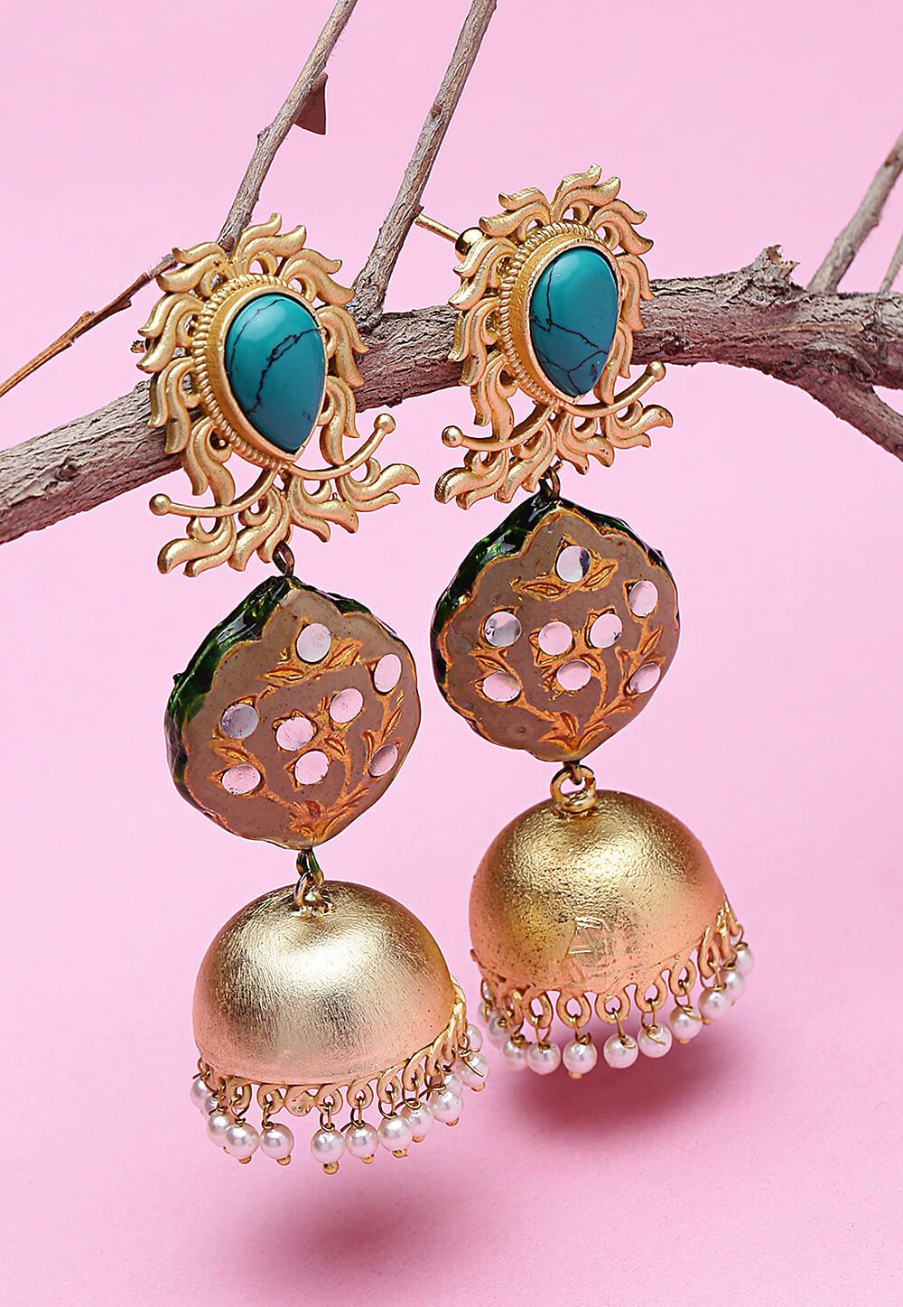 Get rid of old jewelry and take the artificial jewelry into consideration