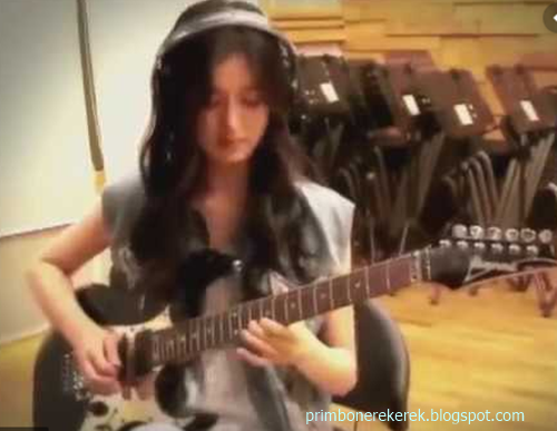 50 Arti mimpi main gitar togel