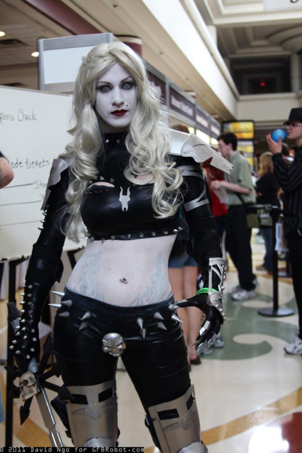 Chicas cosplay.: Lady Death Cosplay.