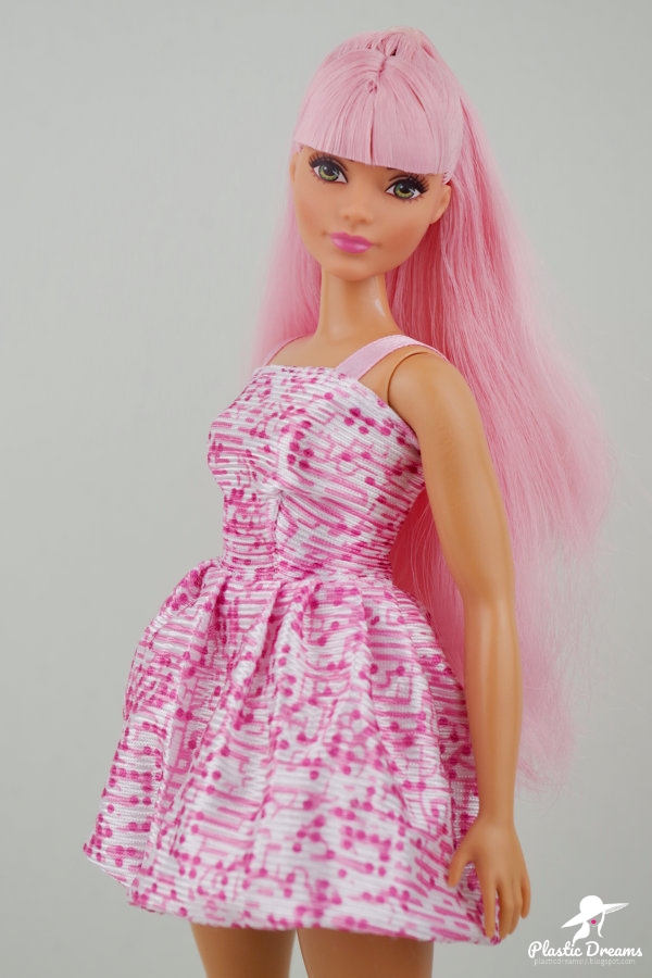 Plastic Dreams Dolls :: Barbie et miniatures: Shooting: La vie en rose