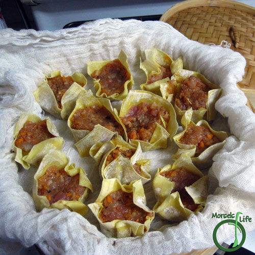 Morsels of Life - Shu Mai (燒賣) Step 7 - Place filled Shu Mai into the steamer.