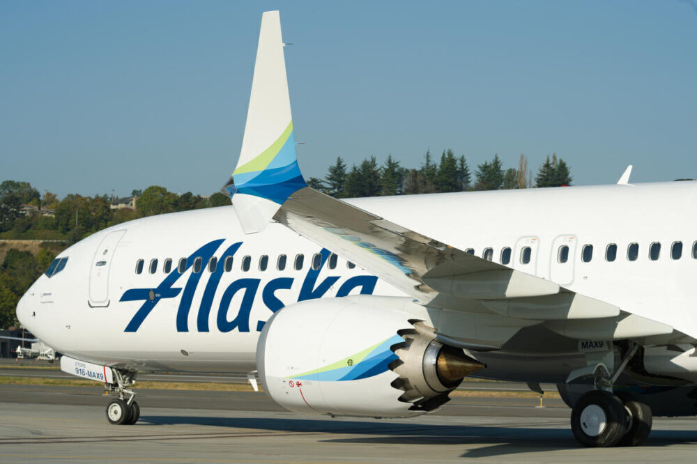 Airlinerwatch_Alaska-Airlines_737MAX