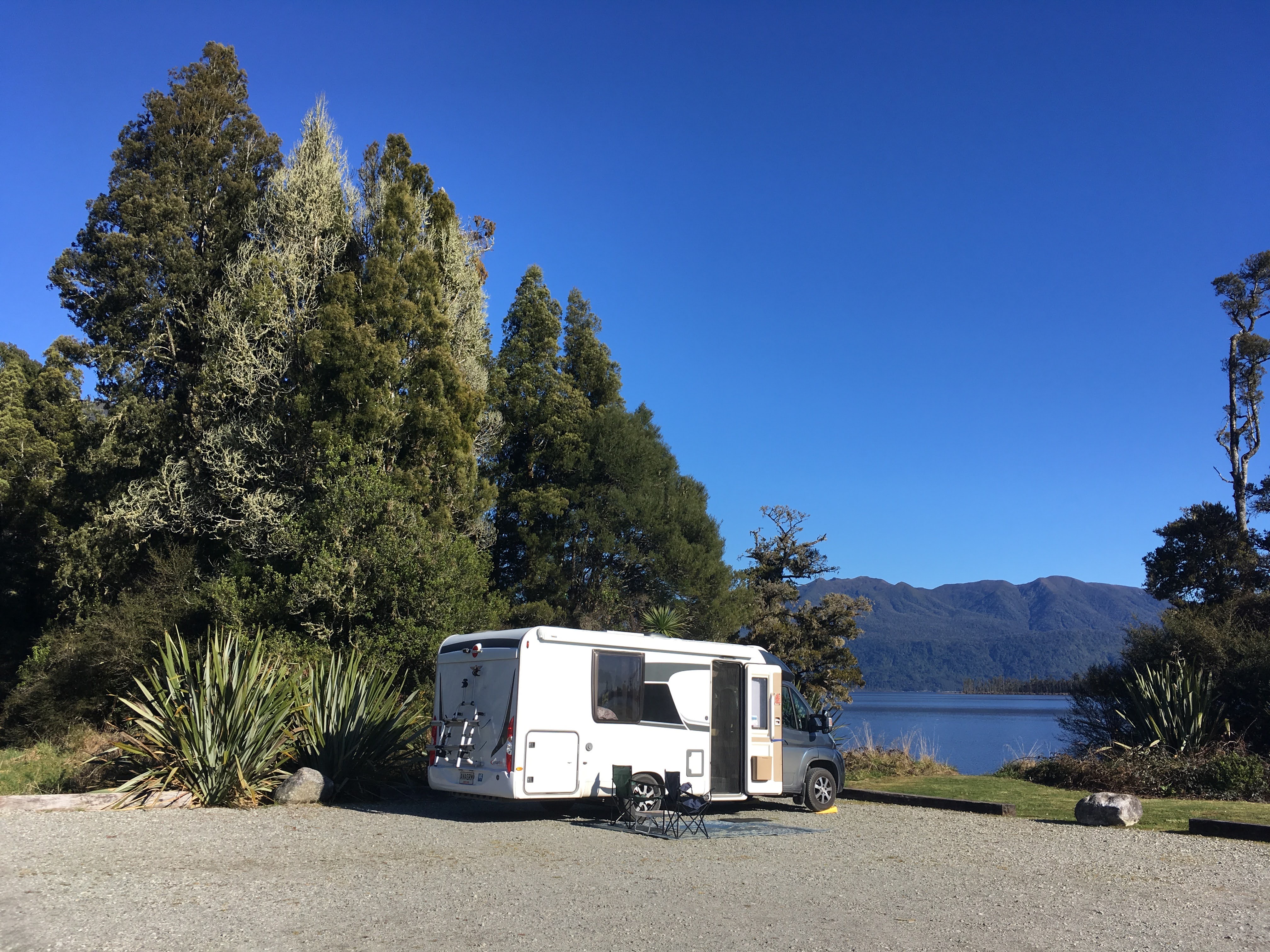 Ann-a-Gram's blog: Lake Brunner