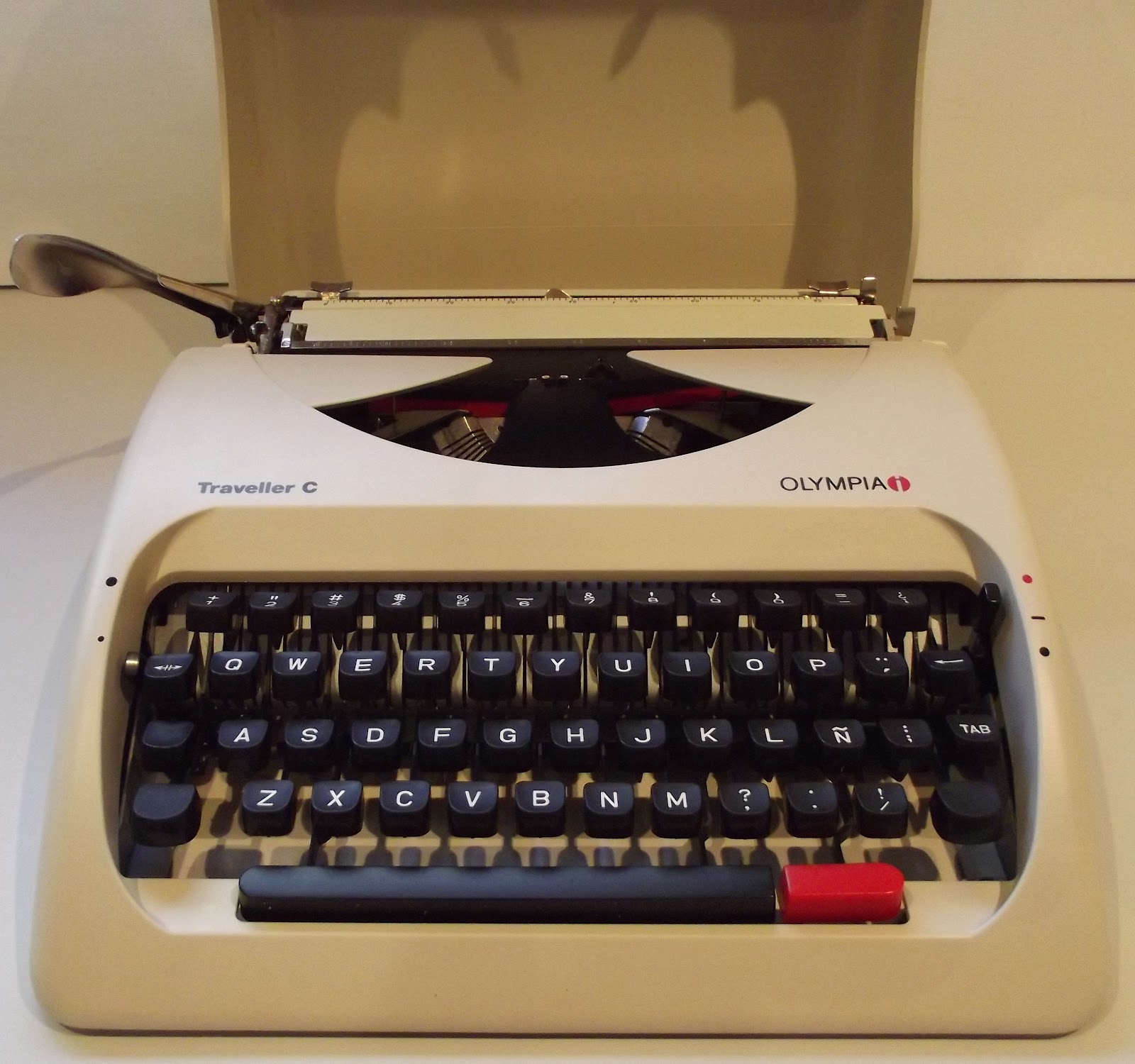 Olympia Electronic Typewriter Manual - jaltuf