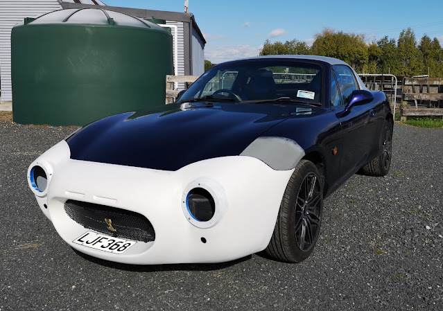Japanese Cobra front panel fitted to Mazda NB Roadster