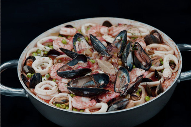 DUTCH OVEN CHICKEN JAMBALAYA DUTCH OVEN CHICKEN JAMBALAYA