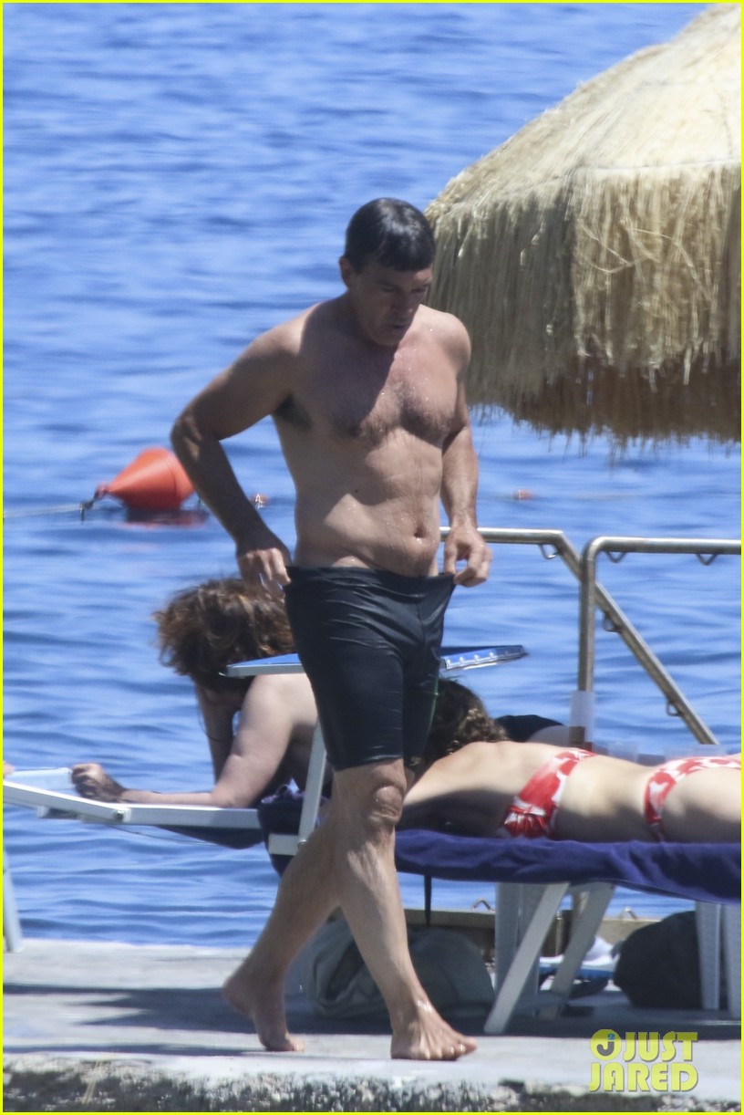 ▷ Polla de Antonio Banderas desnudo - Paquetissimo