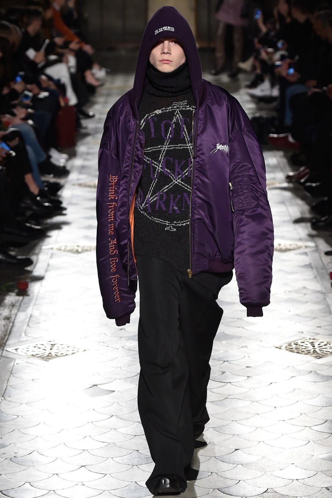 total darkness vetements
