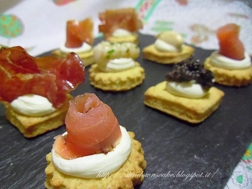 Sundown's Cake Tartine di frolla salata al vino bianco