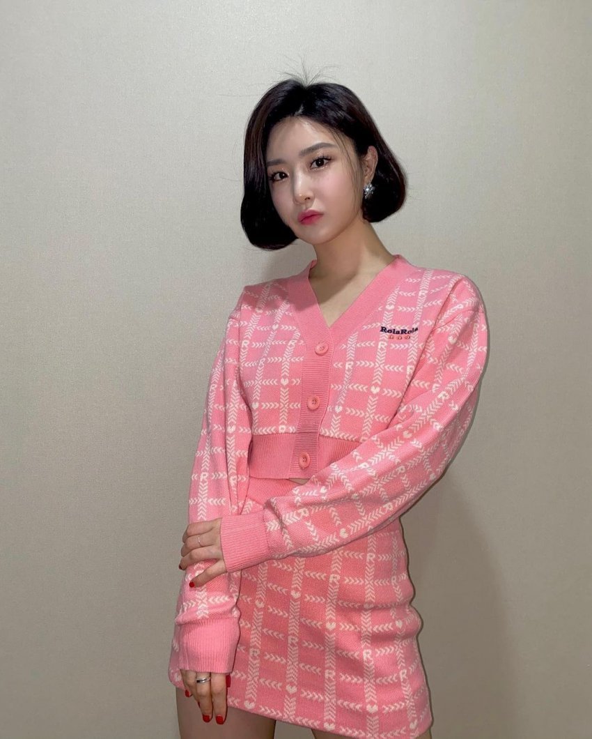 브레이브걸스 단발좌 업계포상 표정 - 꾸르