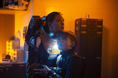 Lost In Space Season 2 Image 2