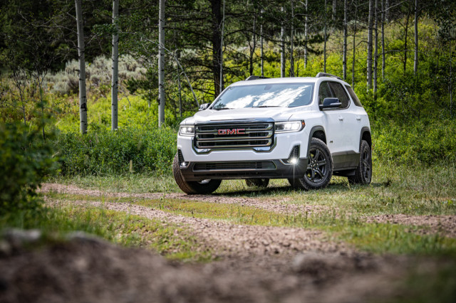 2021 GMC Acadia Review