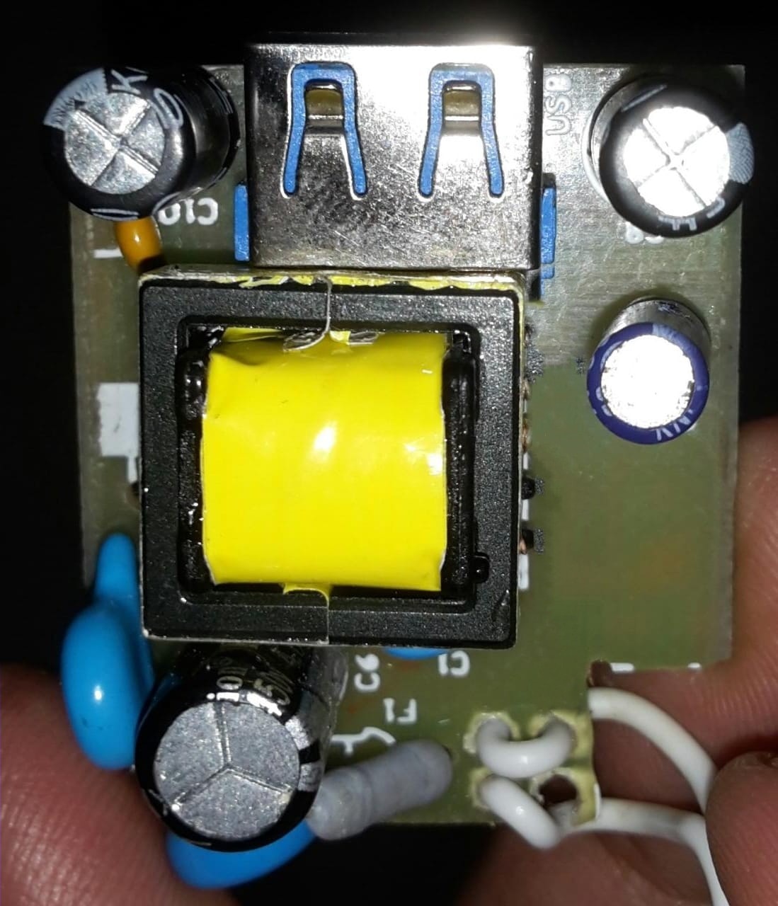 Smart Mobile Charger Circuit
