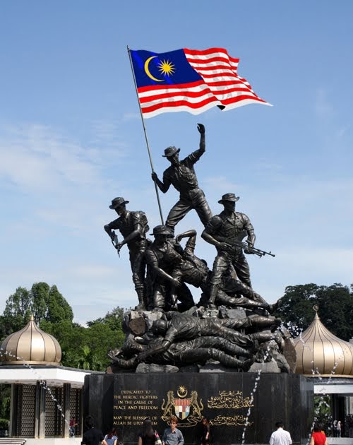 THE UNIQUENESS OF MALAYSIA HISTORICAL MONUMENT