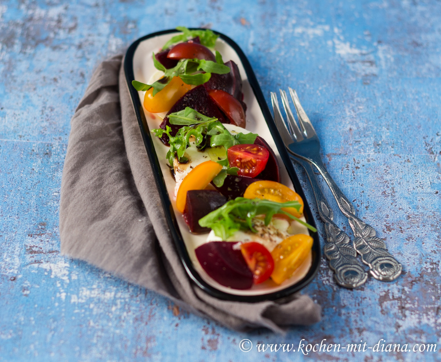 Rote Beete-Mozarella-Tomaten Salat | Kochen mit Diana Rote Beete-Mozarella-Tomaten Salat | Kochen mit Diana
